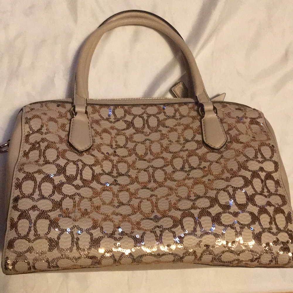 EUC Authentic Leather Coach purse